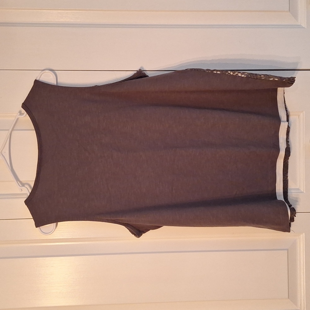 Layered Lace Tank - Picture 3 of 4